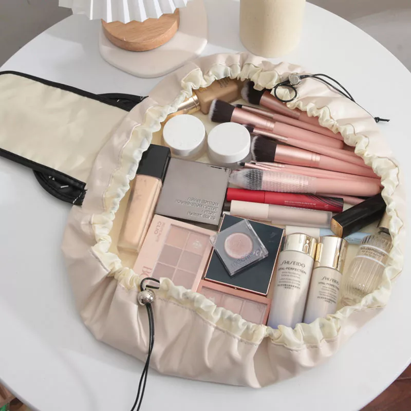 Vodotesná kožená kozmetická taštička na make-up